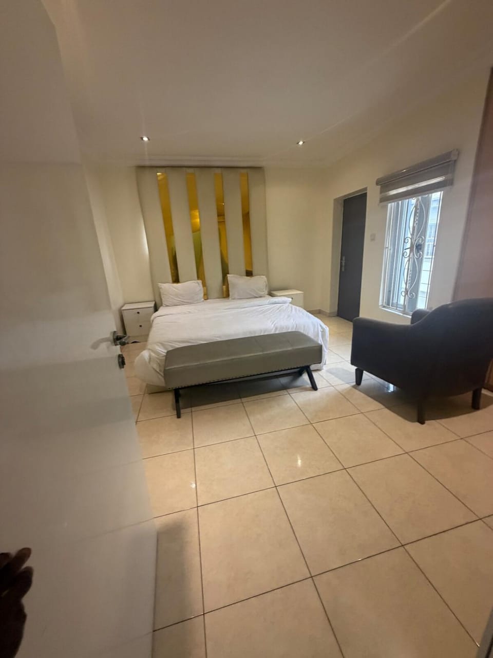 Max Etoile - 2 Bedroom Apartment, Lekki Phase 1 Apartment in Lagos, Nigeria