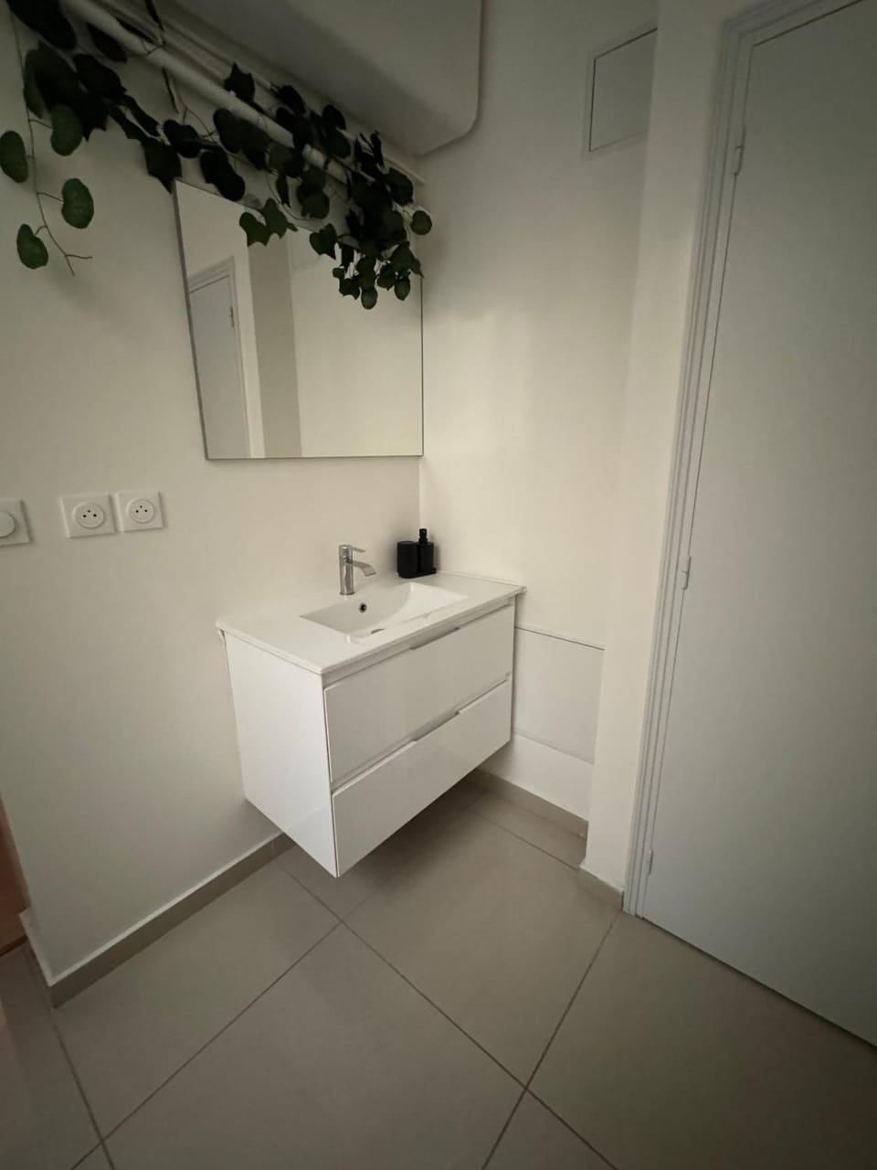 Opal Apartment in Epernay