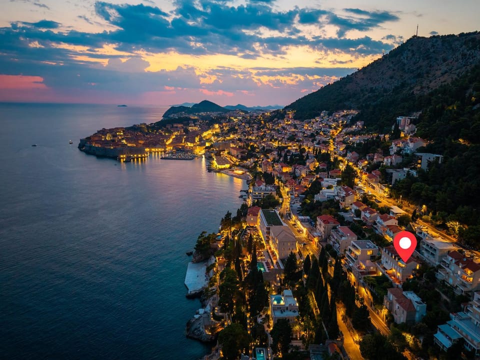 Bird's eye view, View (from property/room), City view, Sea view, Sunset