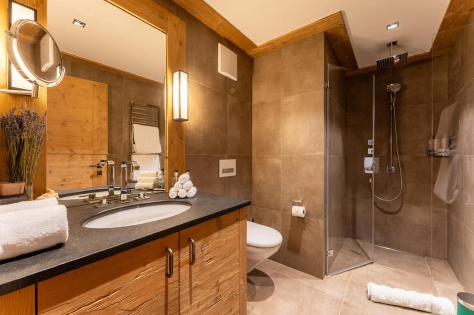 Saanen 3 Bedroom - Ensuite Apartment Apartment in Saanen