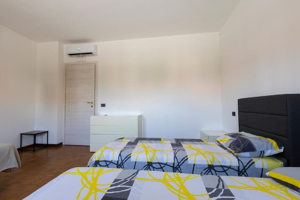 Central apartment near big river Apartment in Lombardy