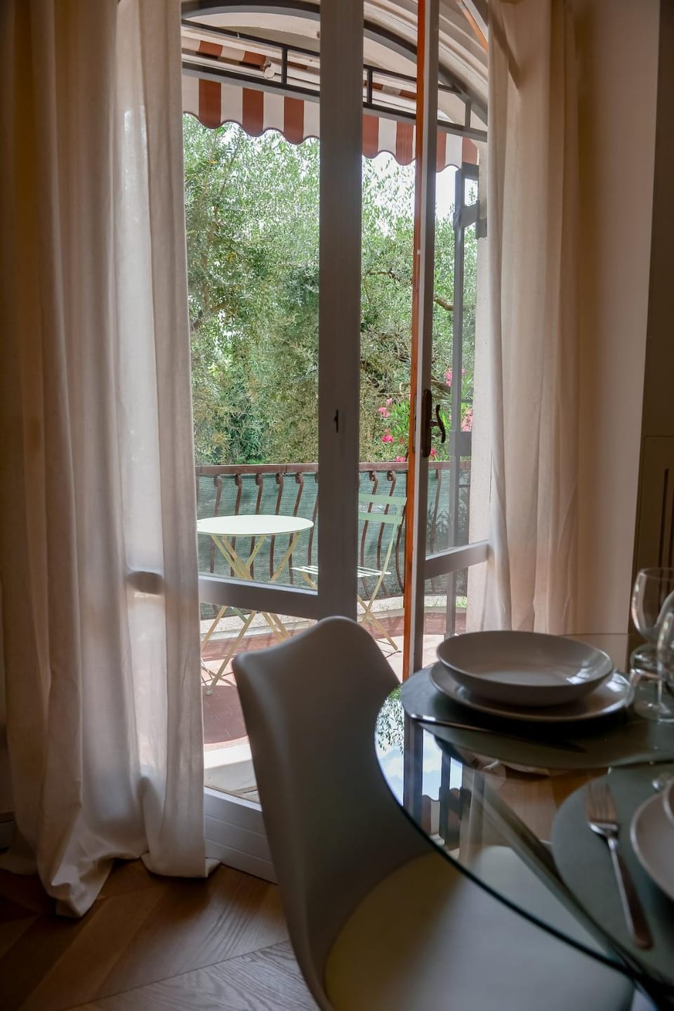 Flora Lake House Relax on Lake Garda Apartment in Peschiera del Garda