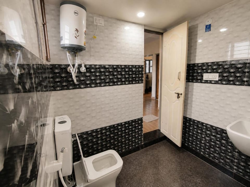 Toilet, Bathroom