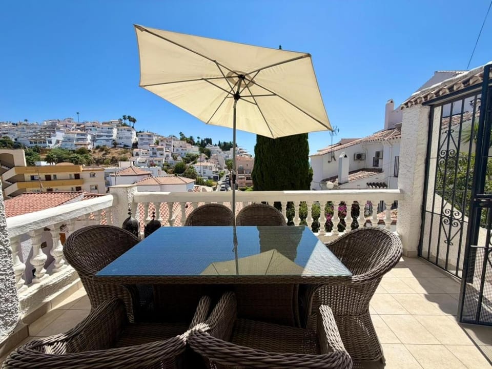 Litoral 10 Burriana Canovas Nerja Apartment in Nerja