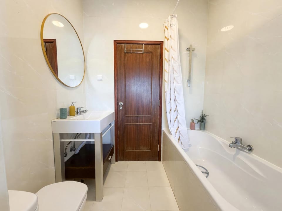 Bathroom, Living room
