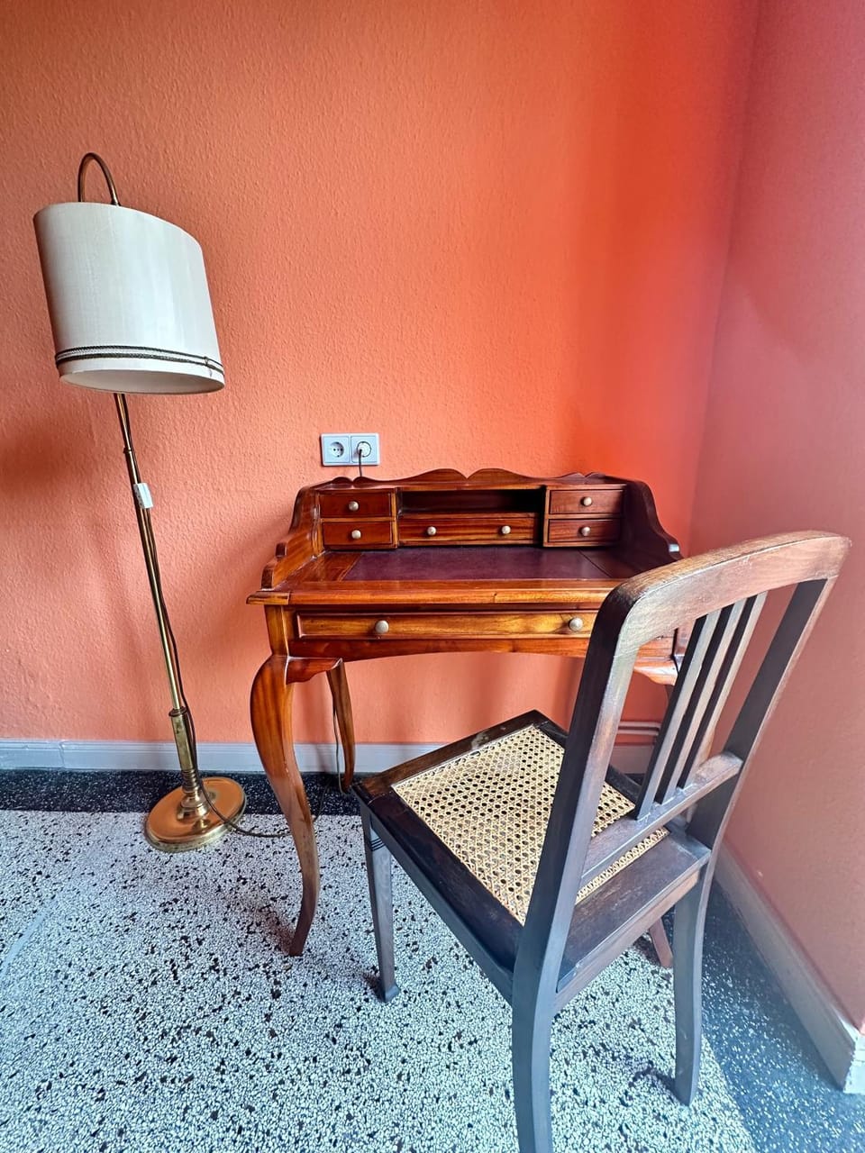 Rotspon im historischen "Vinhus" Apartment in Wismar