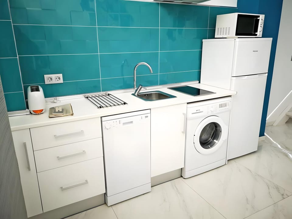 Kitchen or kitchenette, Living room