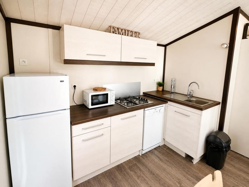 Chalet Riviera Campground/ 
RV Resort in Centre-Val de Loire
