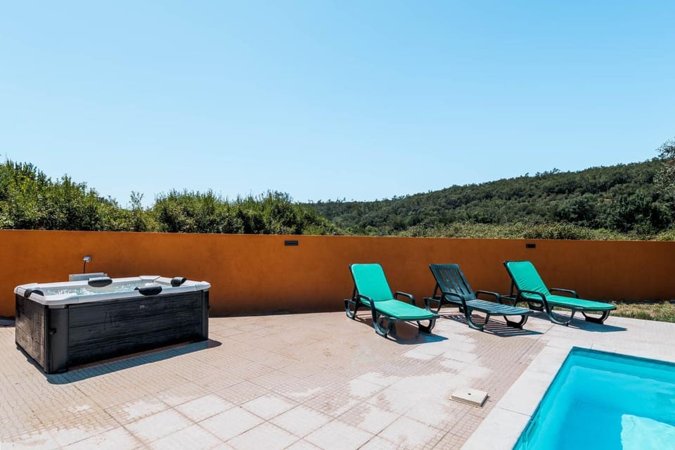 Living room, Swimming pool