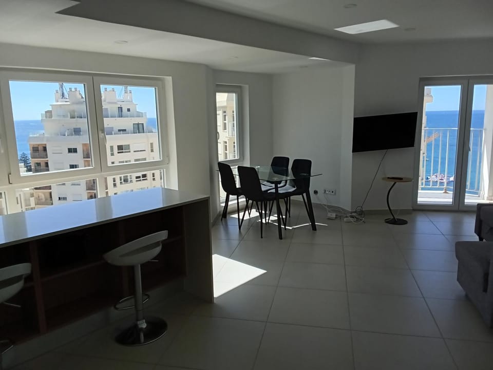 Communal lounge/ TV room, Seating area, Dining area