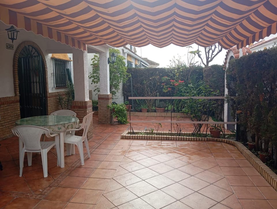 Casa con piscina Matalascañas House in Matalascañas