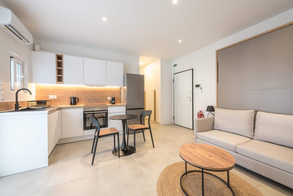 Charming Studio With Convertible Living Apartment in Kallithea