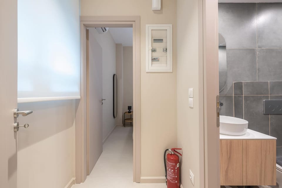Chic 1 Bedroom Apartment Near Athens City Center Apartment in Kallithea