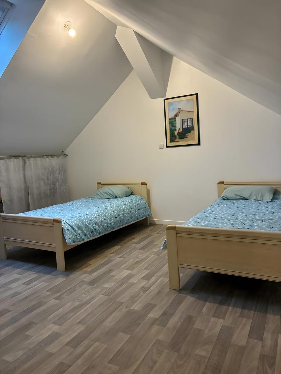 Property building, Living room, Bedroom