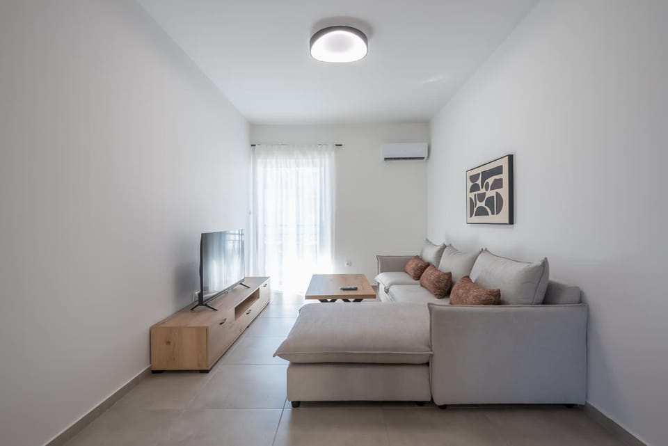 Modern 2 Bedroom Apartment Near Athens Center Apartment in Kallithea