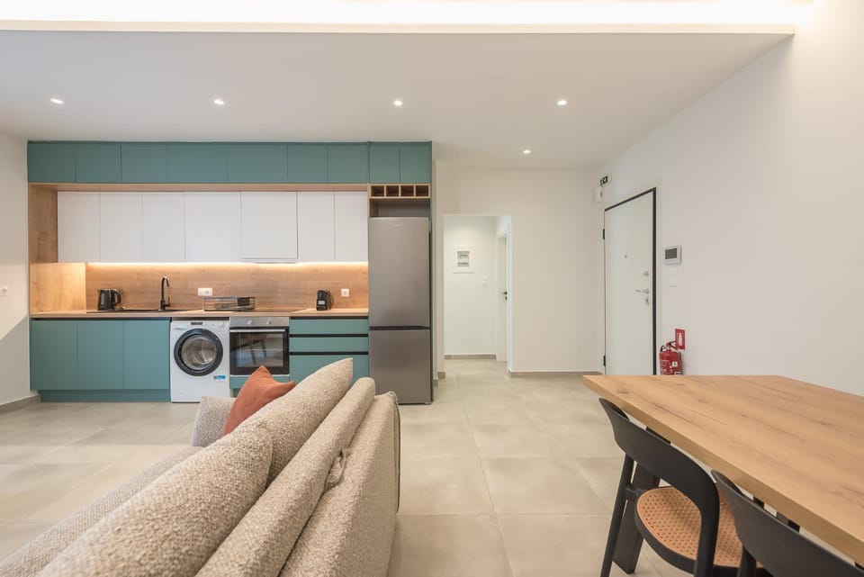 Brand New 1 Bedroom Retreat Apartment in Kallithea
