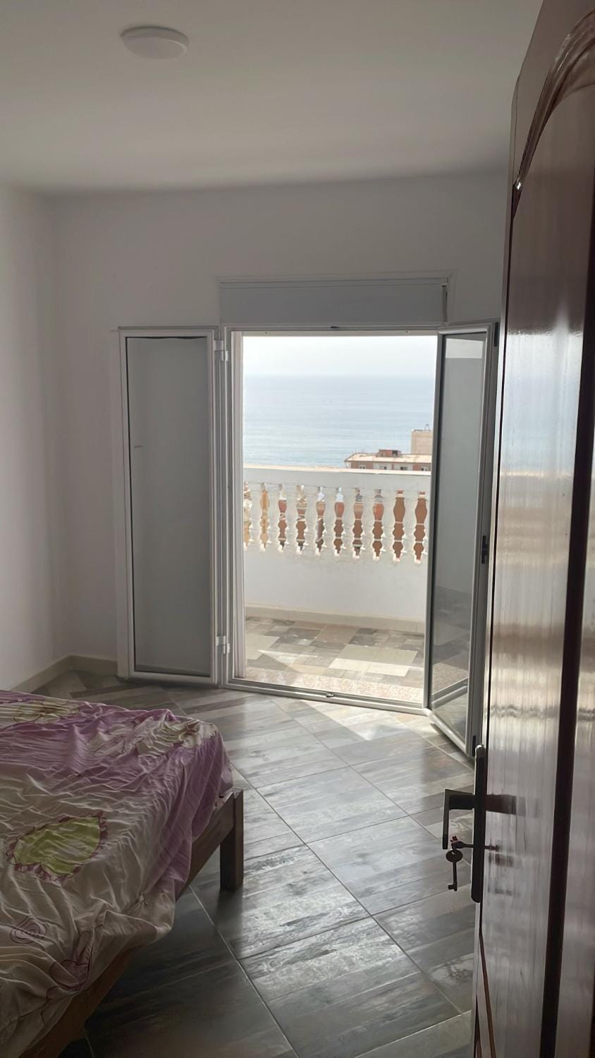 Grand F5 familial au bord de la plage Apartment in Algeria
