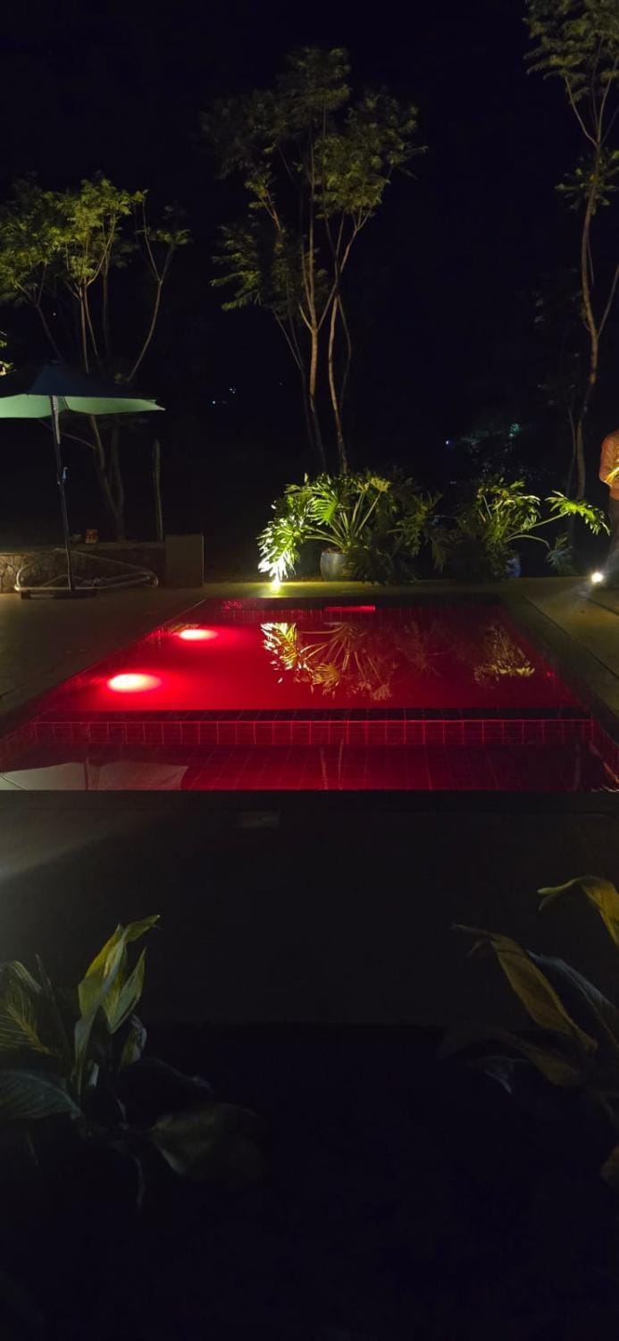 Geo-dome glamping with lake view Luxury tent in Kenya