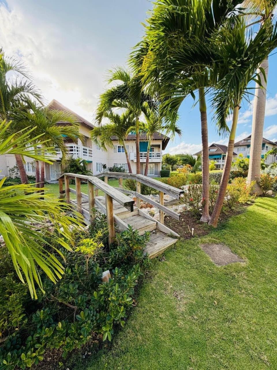 Montego Bay Lagoon Escape Your Tropical Getaway Apartment in Montego Bay