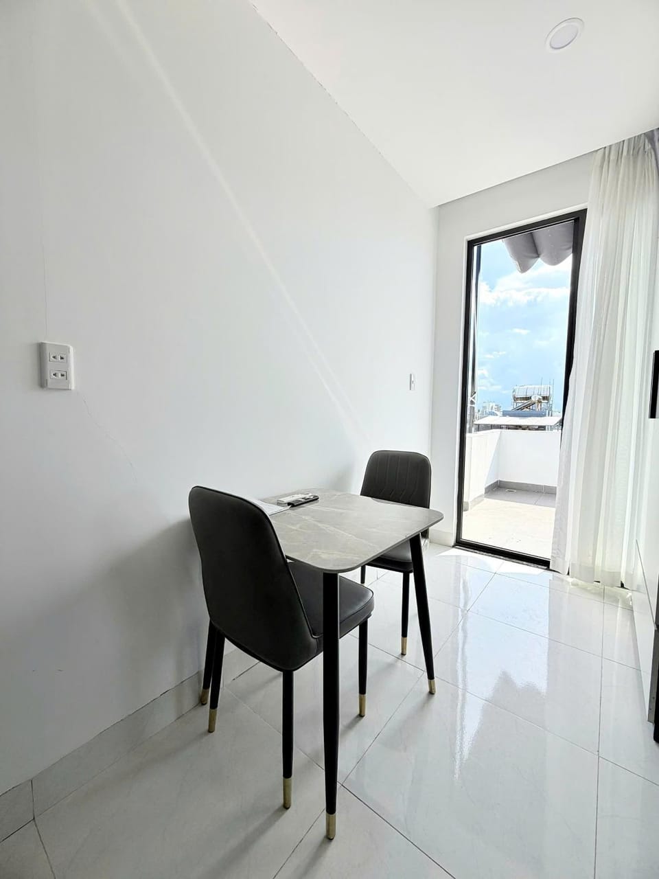Căn hộ cao cấp sát cầu Rồng Apartment in Da Nang