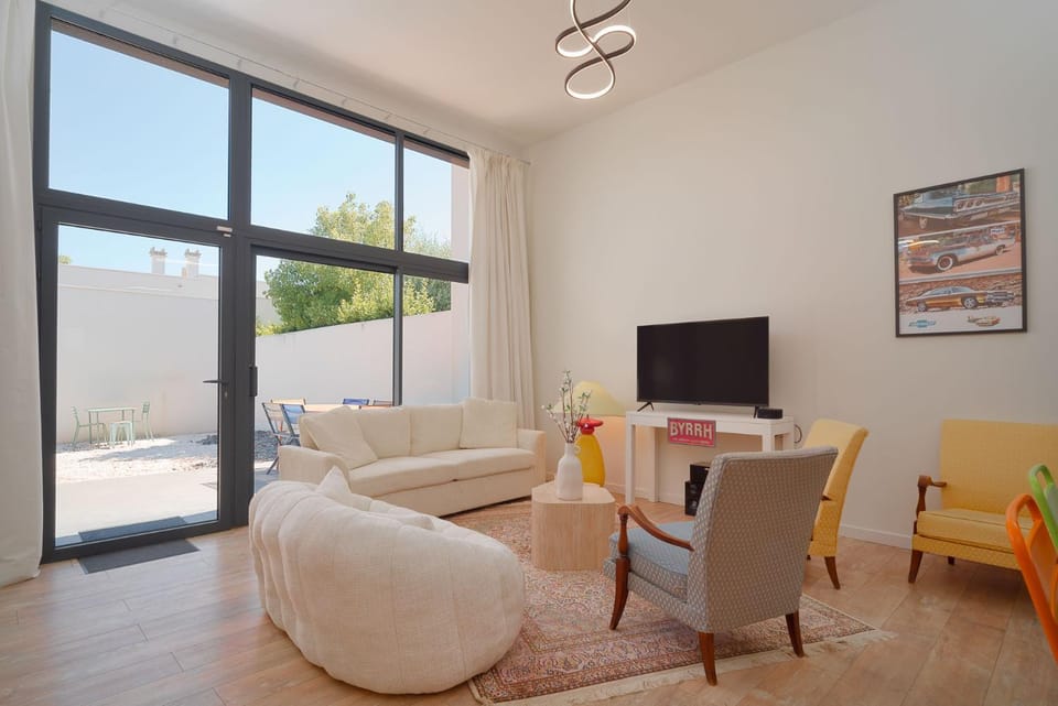 TV and multimedia, Living room