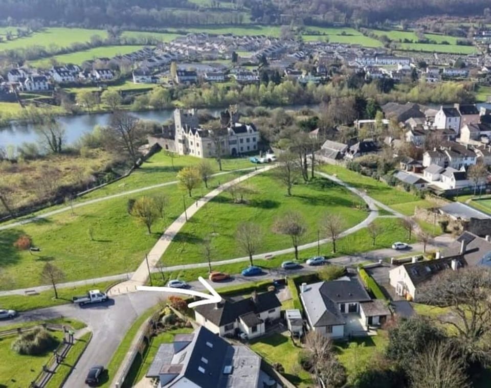 Castle View Bungalow Carrick-on Suir House in County Kilkenny