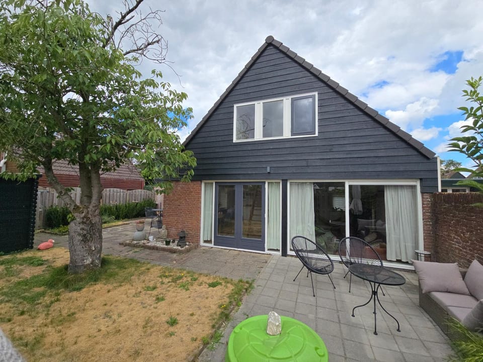 Lake House House in Noordwijkerhout