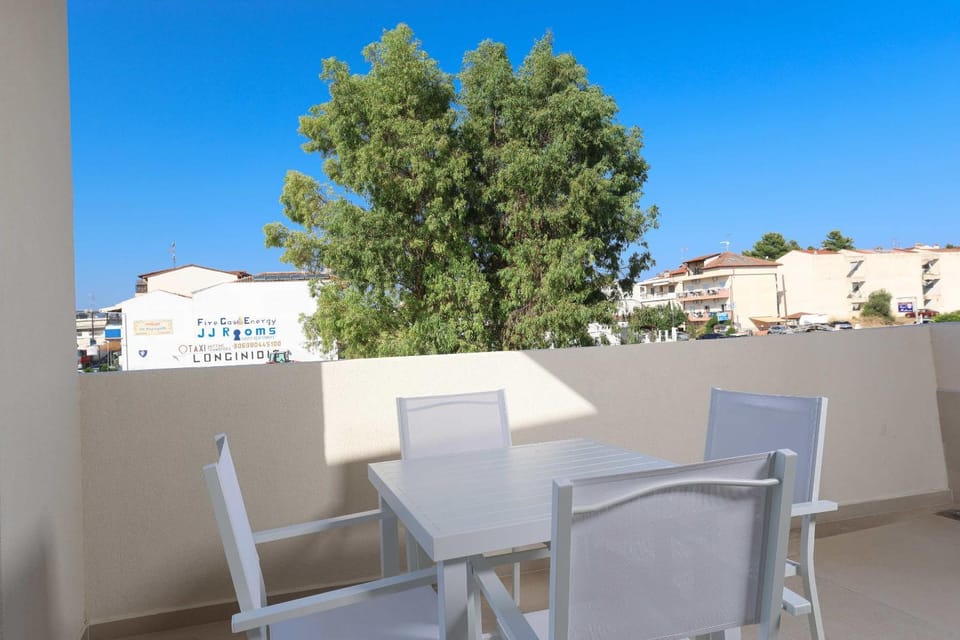 Day, View (from property/room), Balcony/Terrace, Seating area