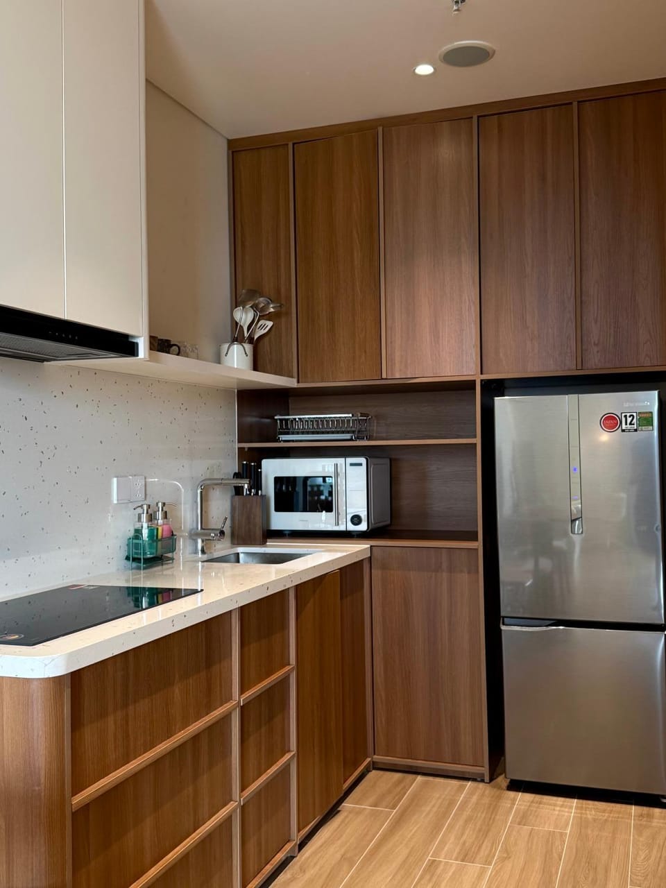 Kitchen or kitchenette, dishwasher, oven, pet friendly, stove, toaster