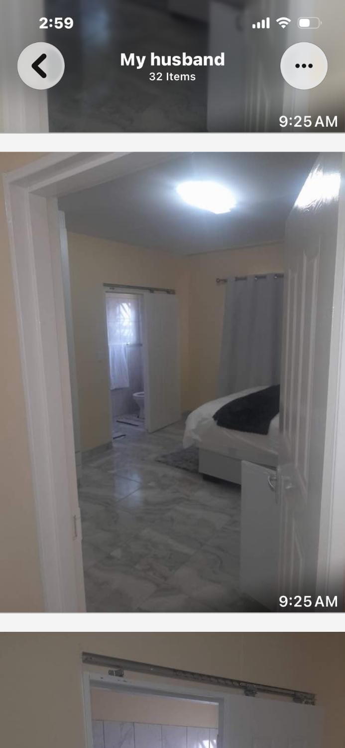 In and Out Self Catering Accommodation Bed and Breakfast in Namibia