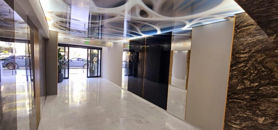 Gorgeous SeaBreeze Studio Stefan Residence Promenada Apartment in Constanța County