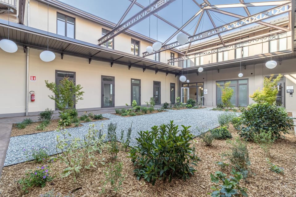Inner courtyard view