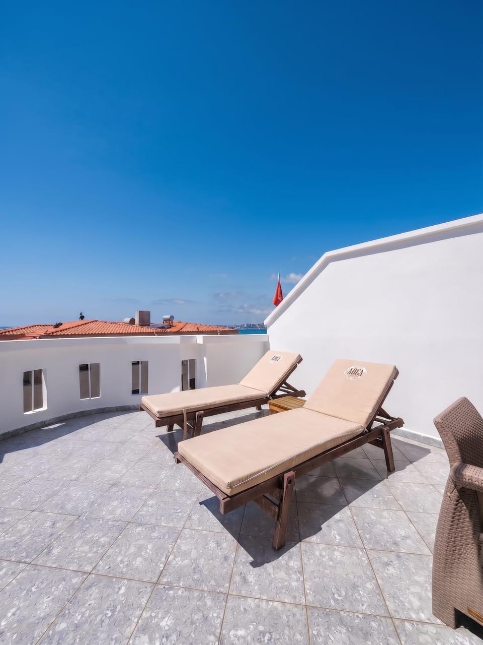 Patio, Day, Natural landscape, View (from property/room), Balcony/Terrace, Balcony/Terrace, Living room, Seating area, Sea view, sunbed