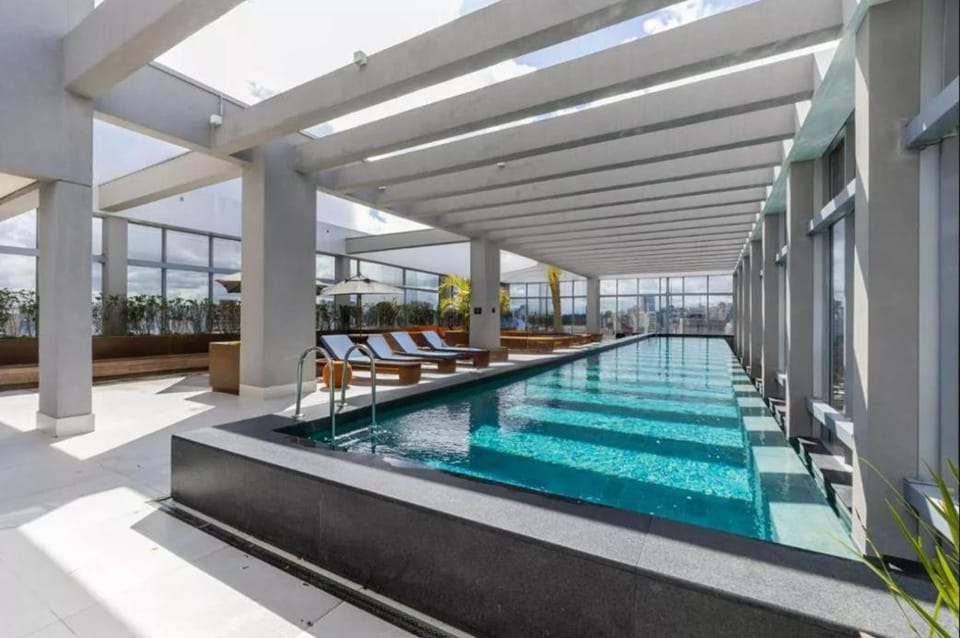 Apartamento moderno, ótima localização - Helbor Wide - Pinheiros Apartment in Sao Paulo City