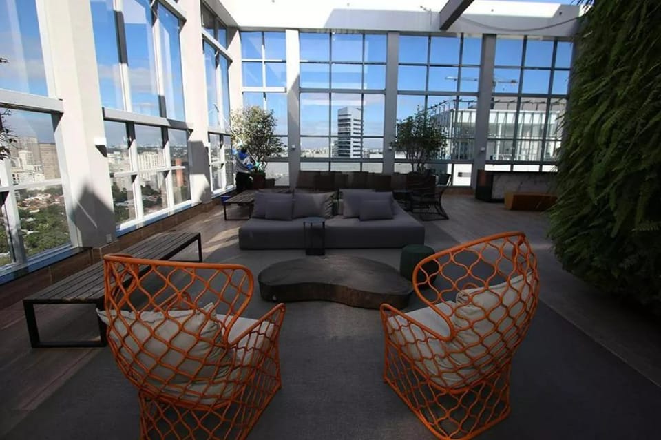 Apartamento moderno, ótima localização - Helbor Wide - Pinheiros Apartment in Sao Paulo City