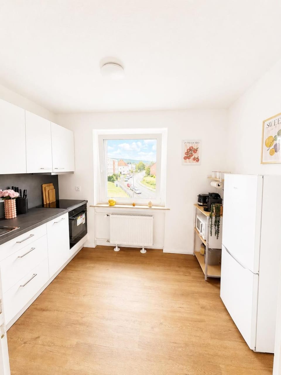 Coffee/tea facilities, Kitchen or kitchenette, minibar, stove, toaster, kitchen