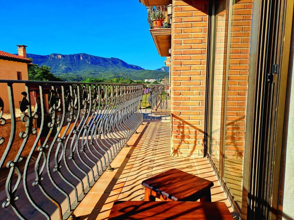 Balcony/Terrace, Mountain view