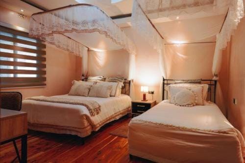 Zarivo safari camp Bed and Breakfast in Kenya