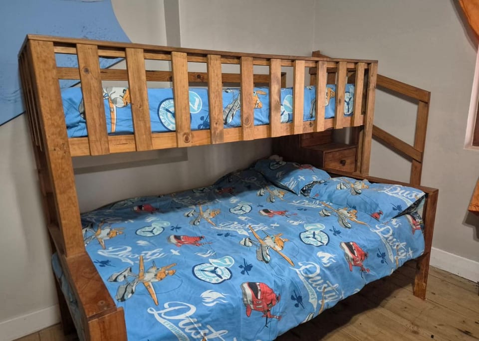 bunk bed