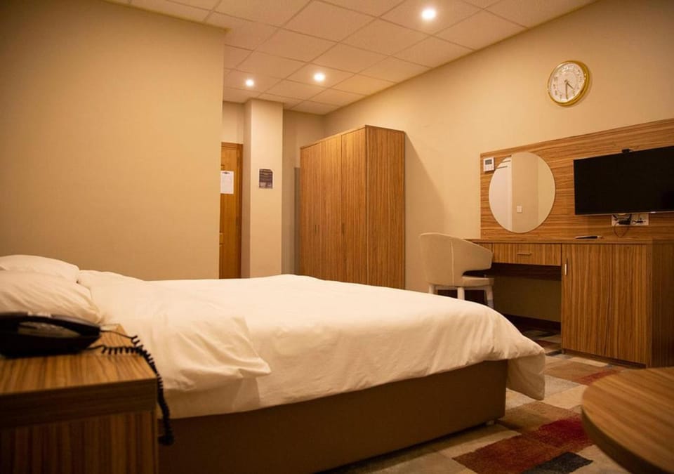 Bed, Bedroom, wardrobe