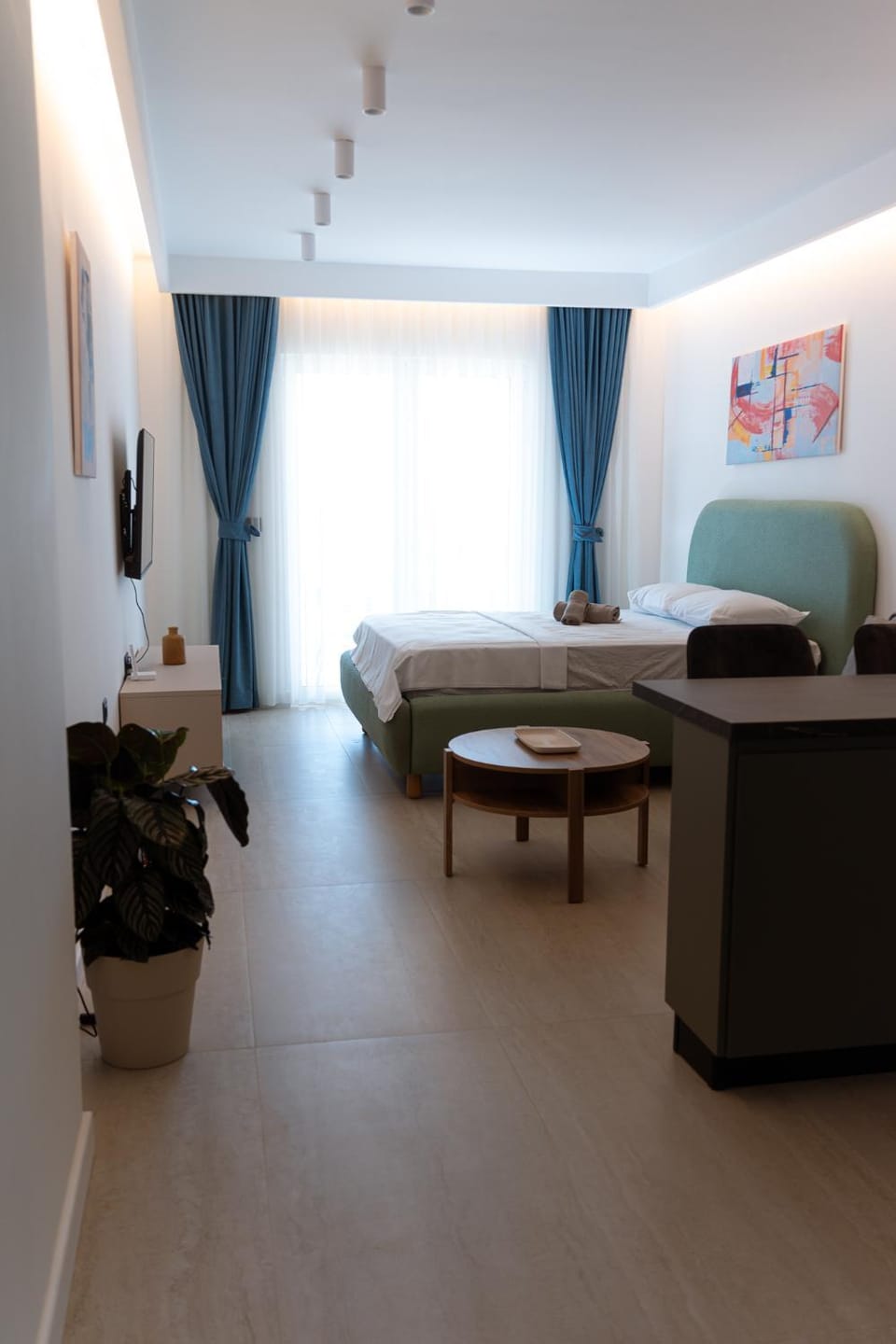 Bed, Photo of the whole room
