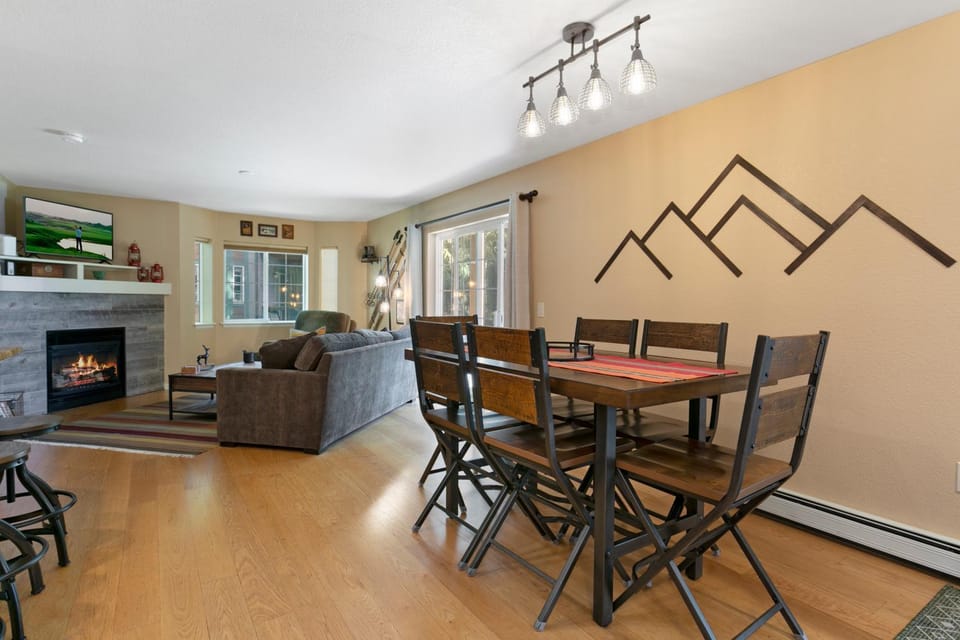 901 Crazy Horse Circle Apartment in Edwards