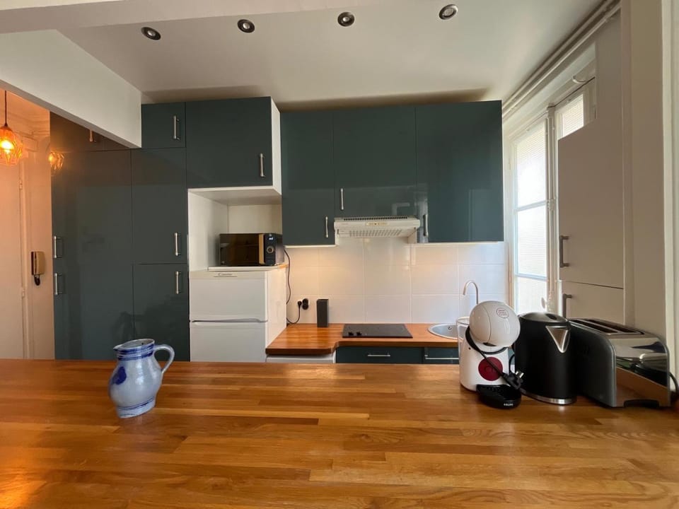 Coffee/tea facilities, Kitchen or kitchenette, toaster