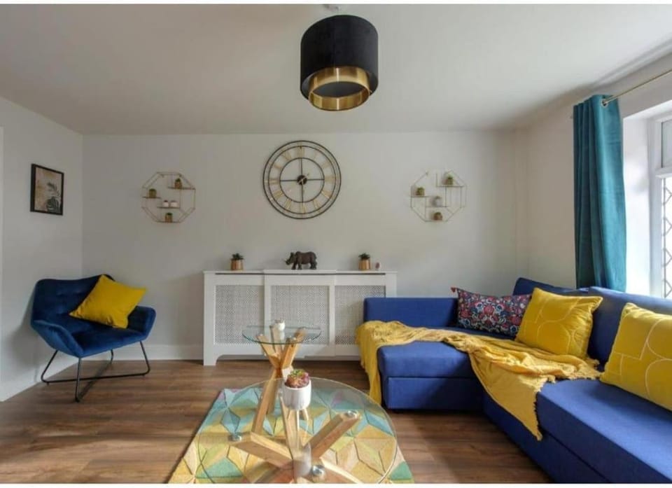 22 Luther close NG3 3PD Nottingham Apartment in Nottingham
