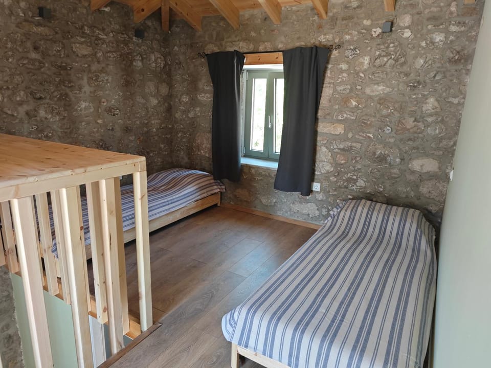 Bed, Bedroom, children