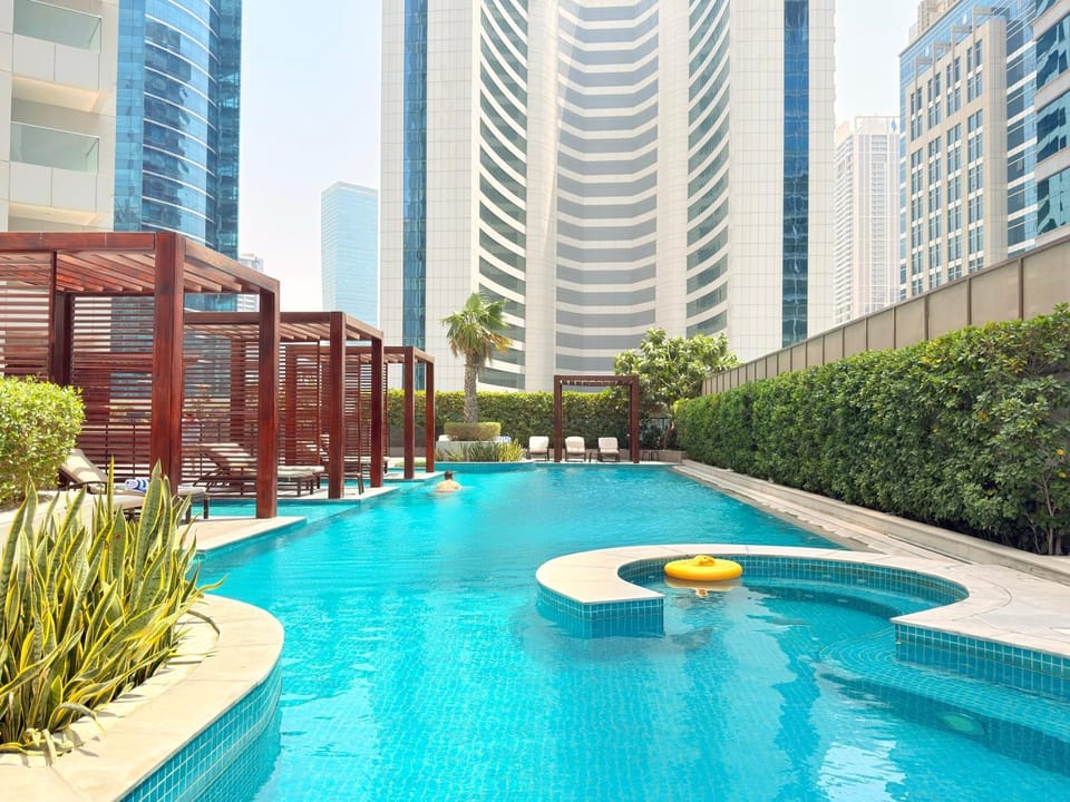 Property building, Day, City view, Pool view, Swimming pool, sunbed