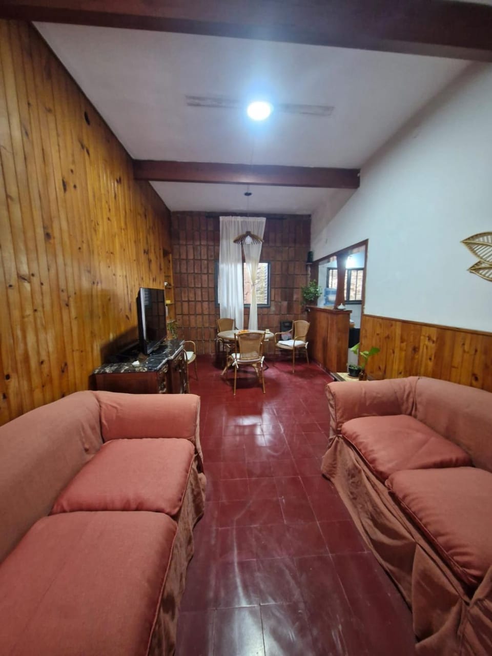 TV and multimedia, Seating area
