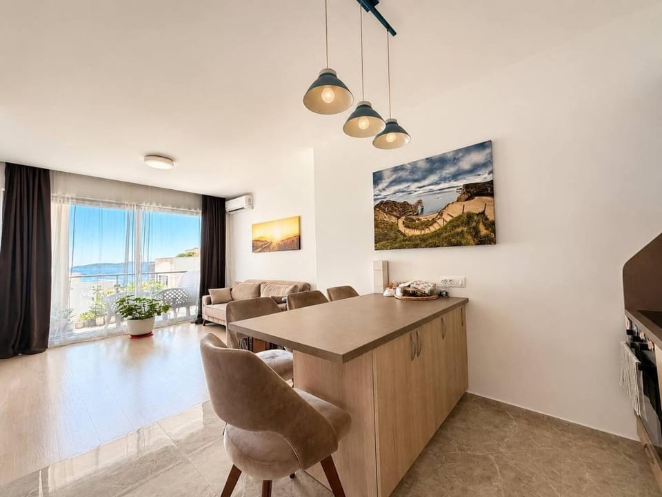 MonteDreams Royal Sea View Apartment Apartment in Budva Municipality