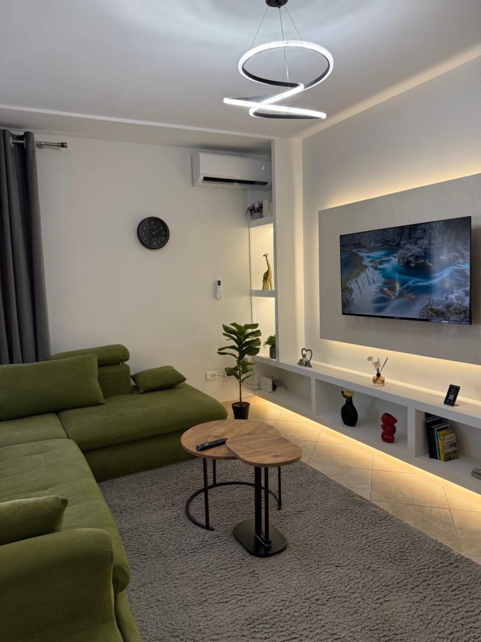 Lake Nest Apartment Tirana Apartment in Tirana