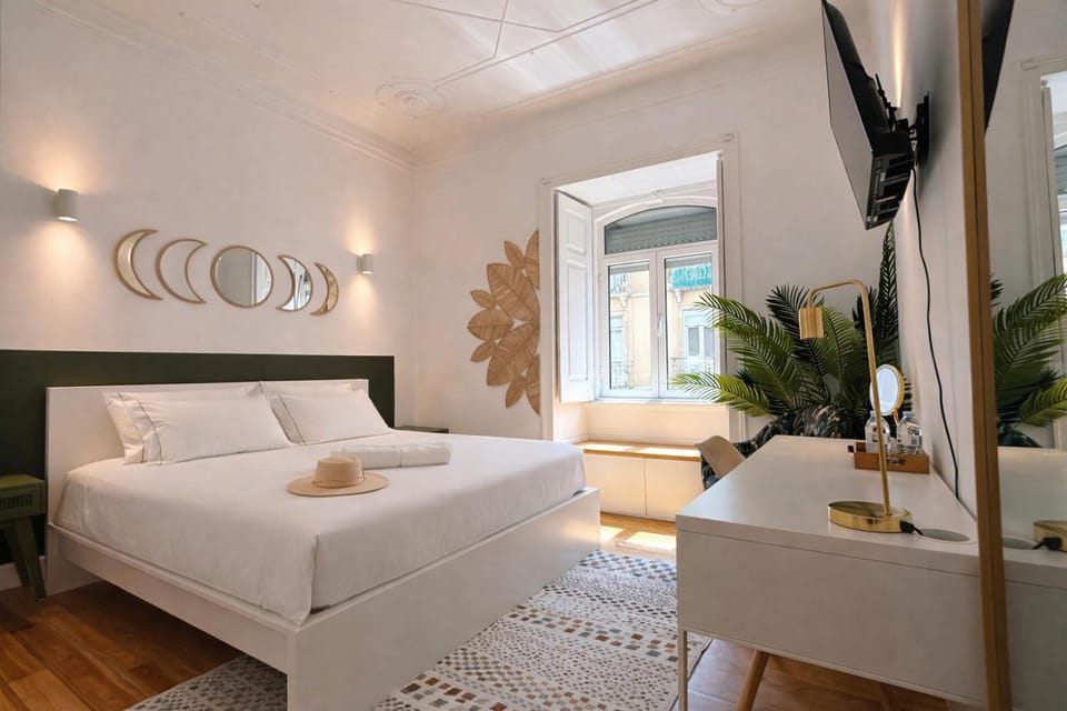 Bed, Photo of the whole room